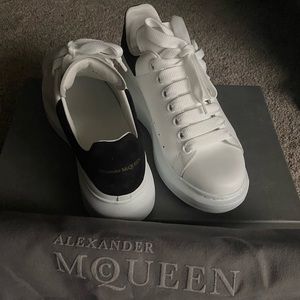 Alexander Mcqueen Sneakers white/black Authentic